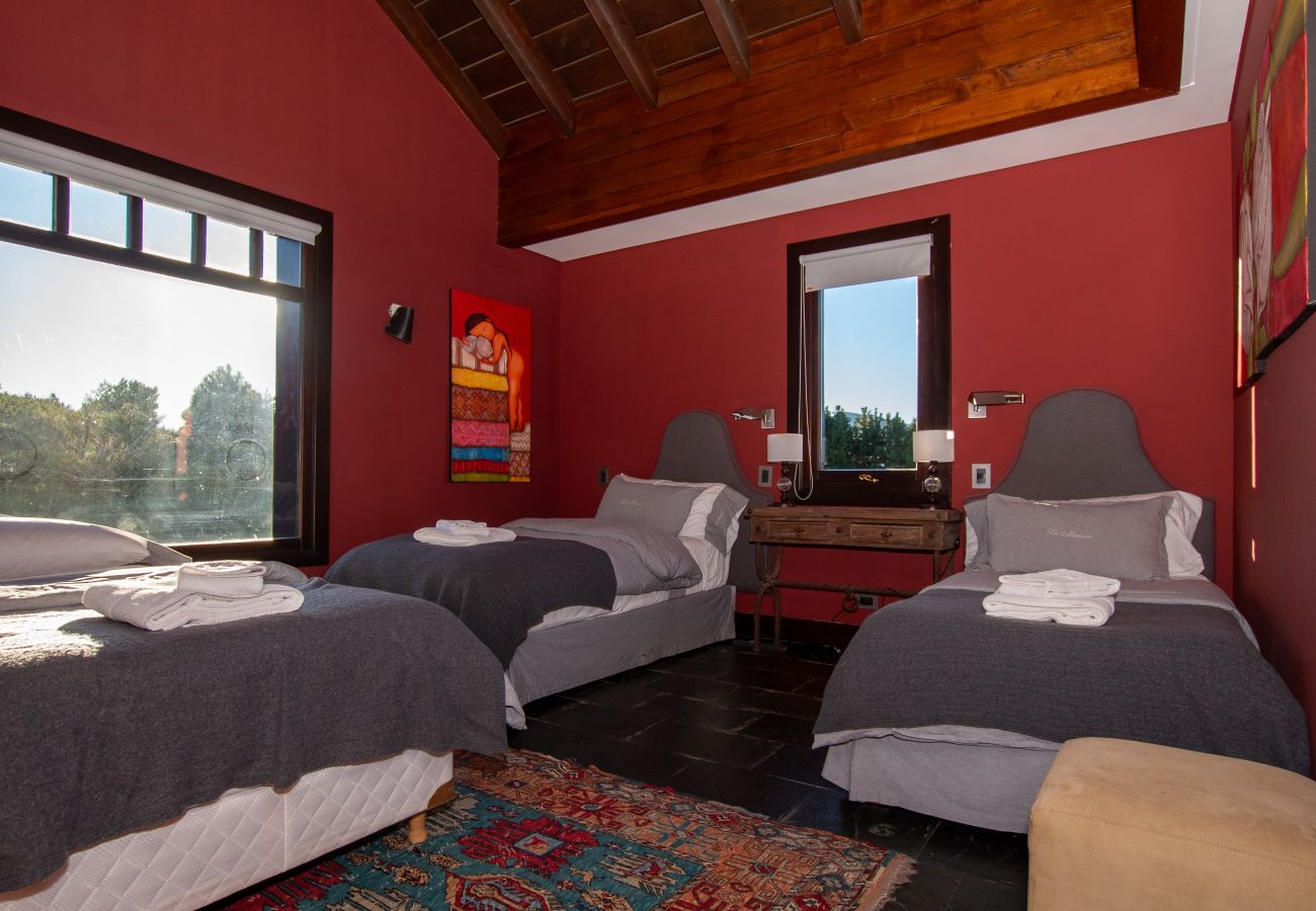 Casa en San Carlos de Bariloche - ARE09 MANSION EN BARILOCHE 