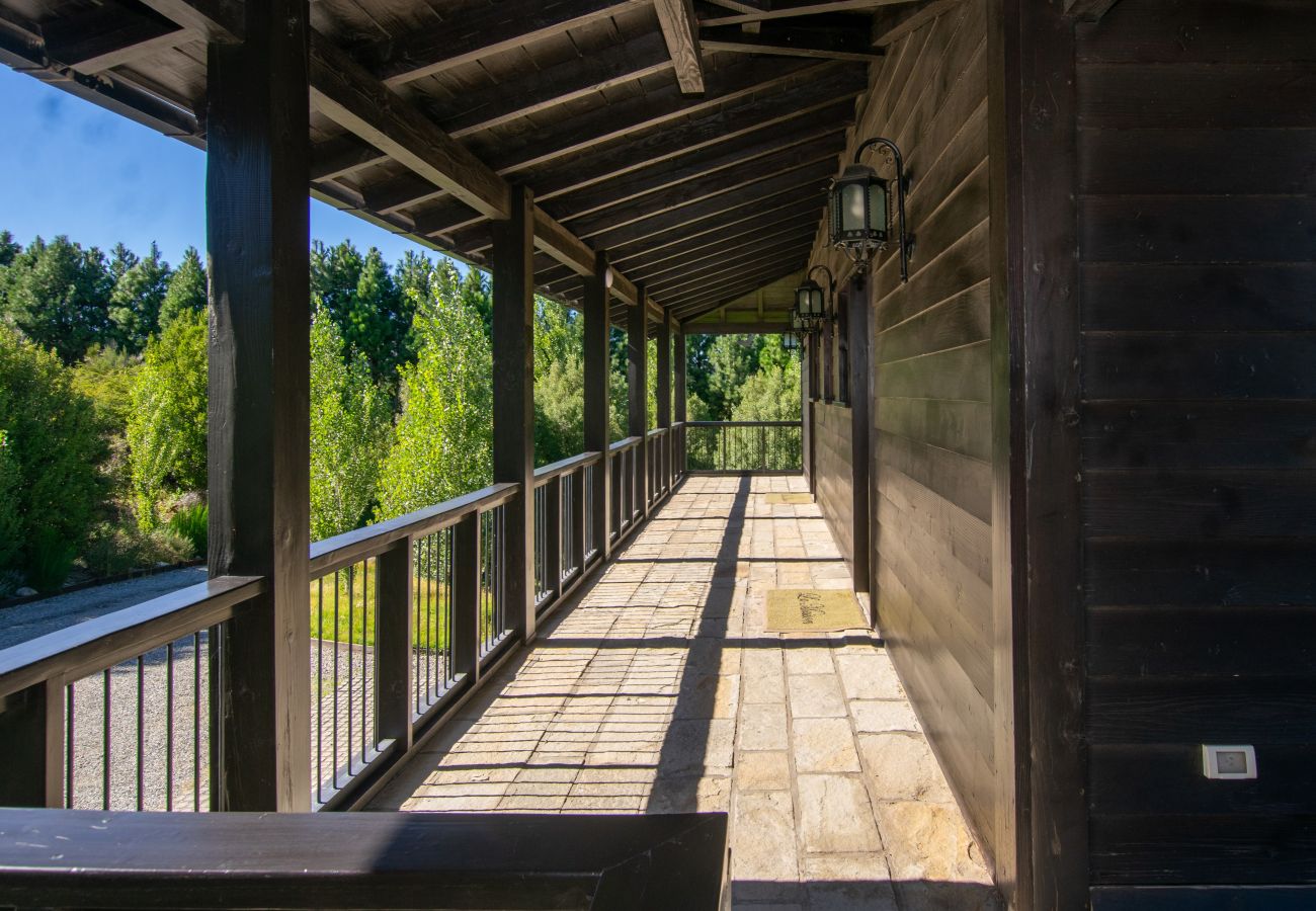 Casa en San Carlos de Bariloche - ARE09 MANSION EN BARILOCHE 