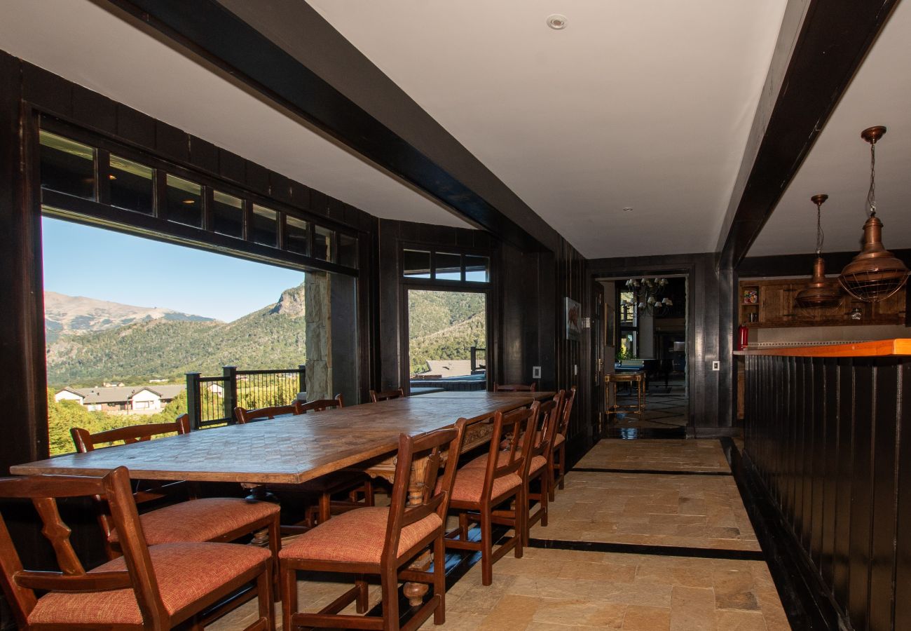 Casa en San Carlos de Bariloche - ARE09 MANSION EN BARILOCHE 