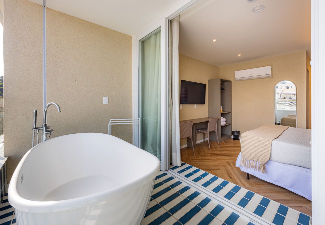 Apartamento en Rio de Janeiro - Vista al mar y balc&oacute;n con ba&ntilde;era | Q4