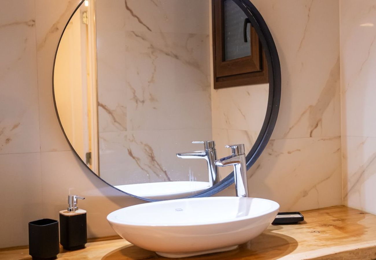 Casa en San Carlos de Bariloche - Hermosa casa a 300 metros del lago Nahuel Huapi