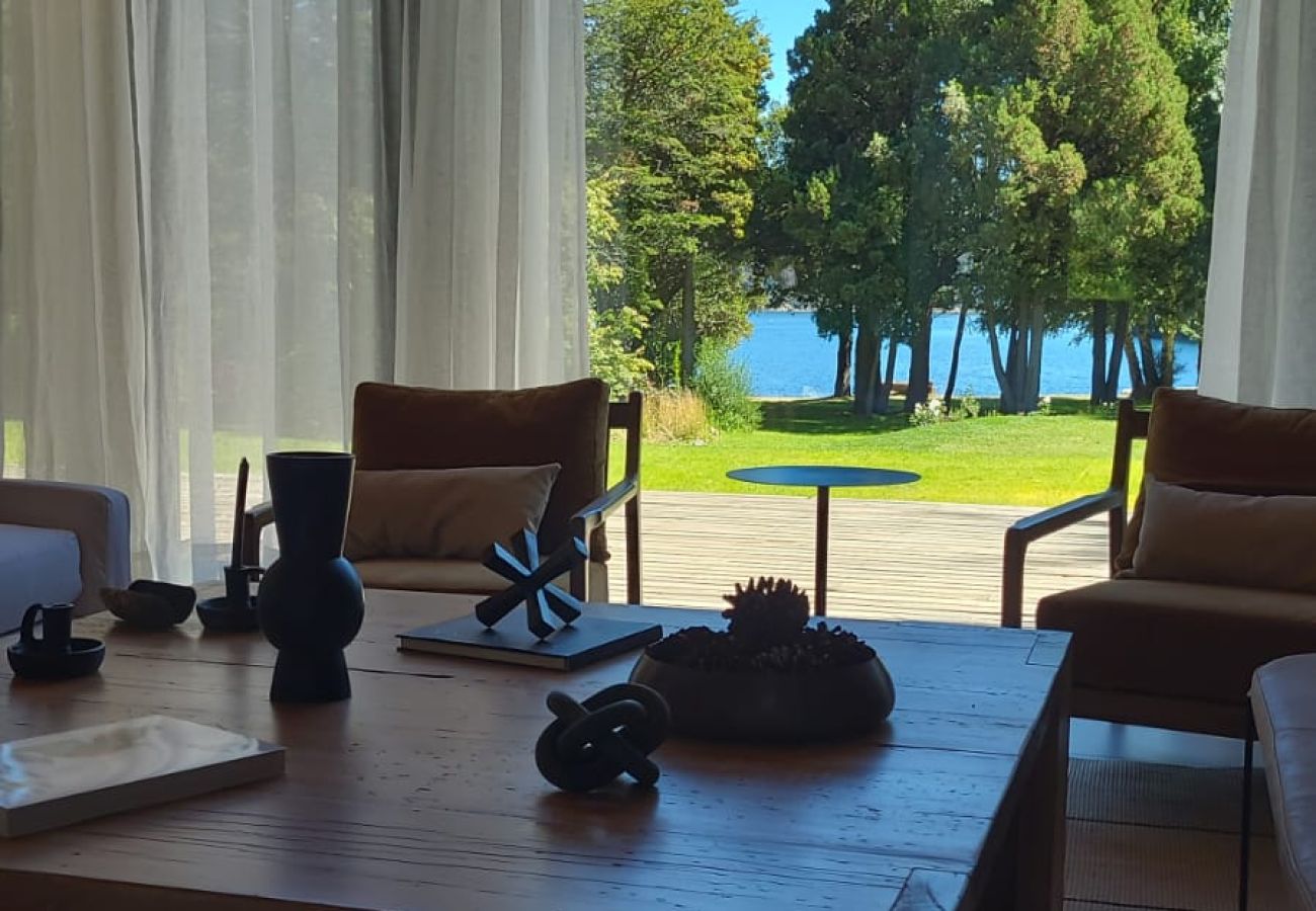 Casa en San Carlos de Bariloche - MORE34C INCREIBLE CASA EN UN ENTORNO ÚNICO CON COSTA DE LAGO Y PLAYA 