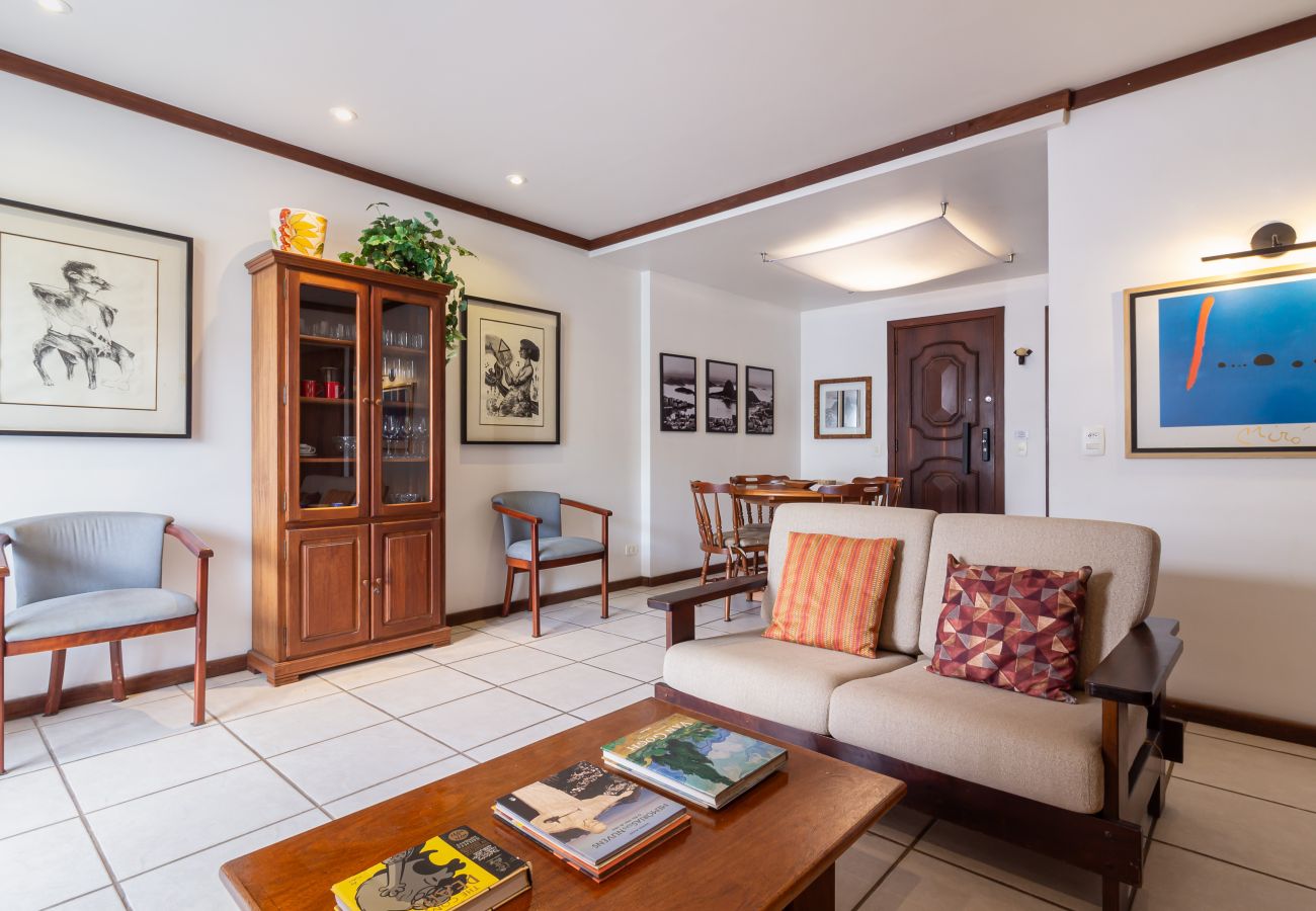 Apartamento en Rio de Janeiro - Comodidad y Tranquilidad en Humaitá | M404