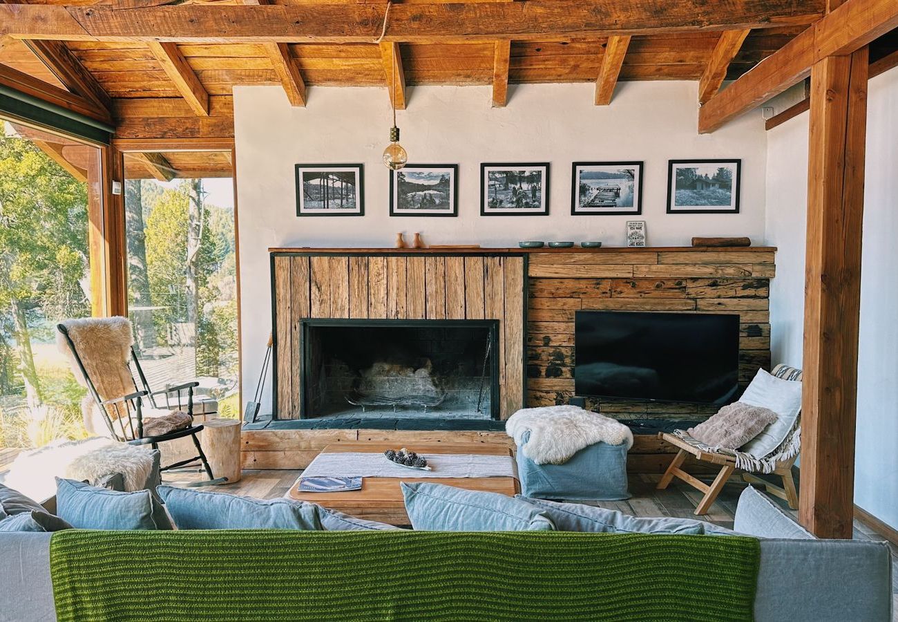 Casa en San Carlos de Bariloche - TREBOL04 CANCHERÍSIMA CASA RECIENTEMENTE REFACCIONADA SOBRE LAGUNA EL TRÉBOL