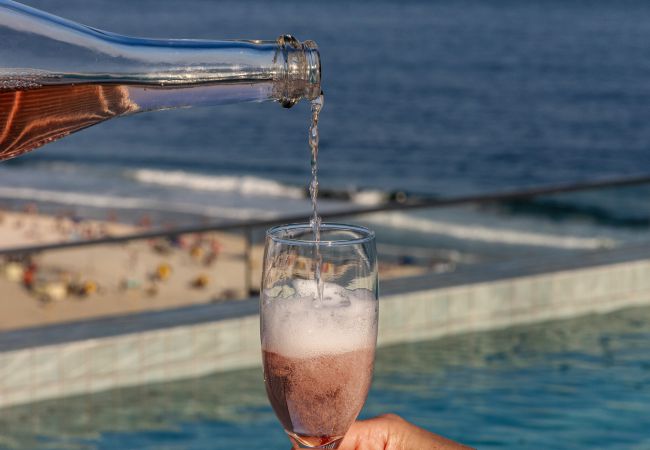 Apartamento en Rio de Janeiro - Encantador estudio a pocos pasos de la playa | CNJ Q6 Apartamento en Rio de Janeiro - Encantador estudio a pocos pasos de la playa | CNJ Q6