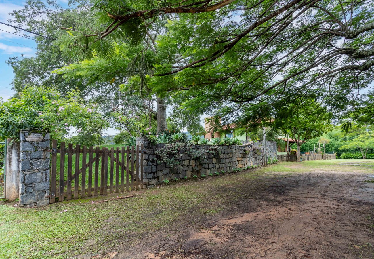 Casa en Miguel Pereira - Refugio perfecto en Miguel Pereira | AND61