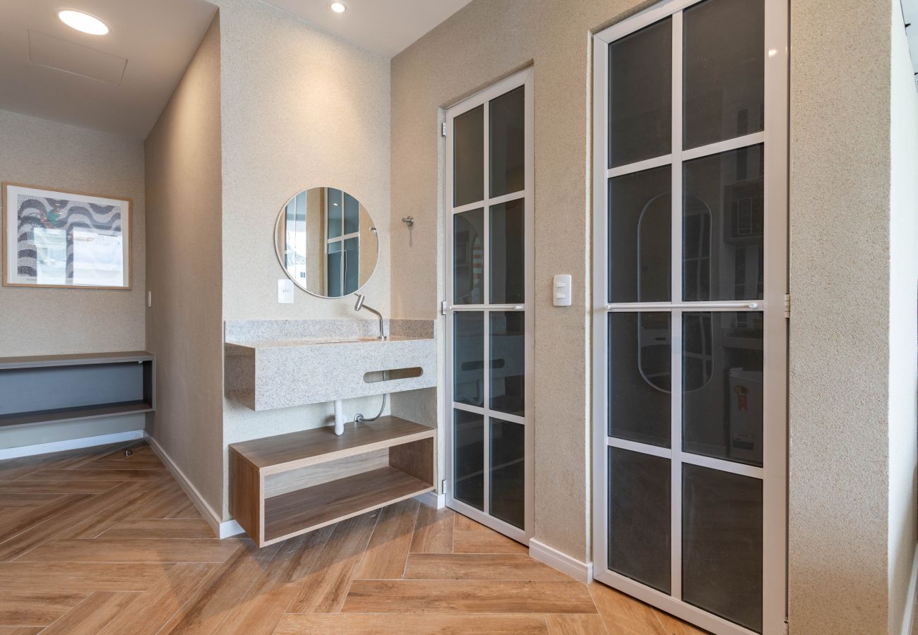 Apartamento en Rio de Janeiro - Vista al mar y balc&amp;oacute;n con ba&amp;ntilde;era | Q11