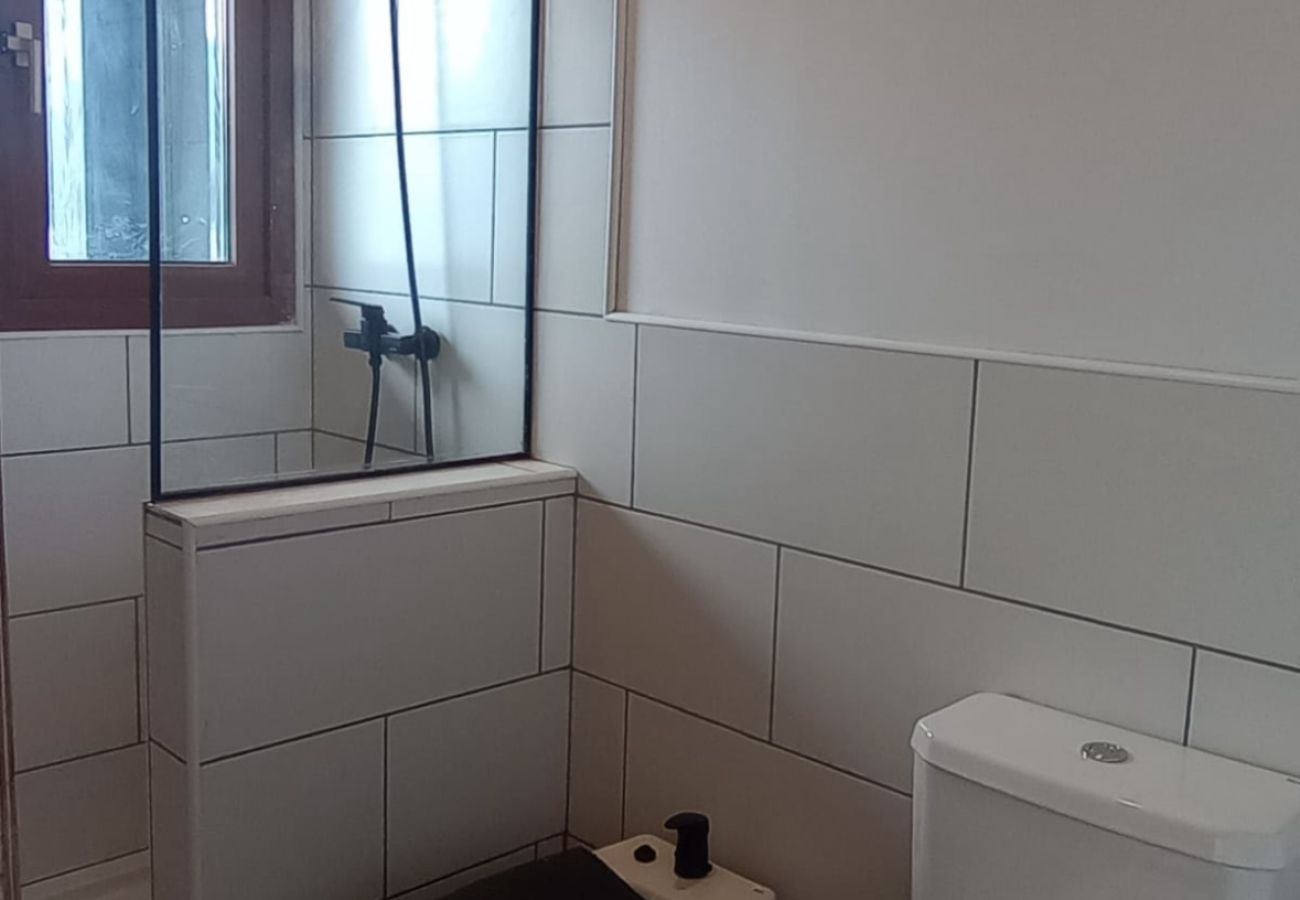 Estudio en San Carlos de Bariloche - 2PAX PENI21C INE PAZ