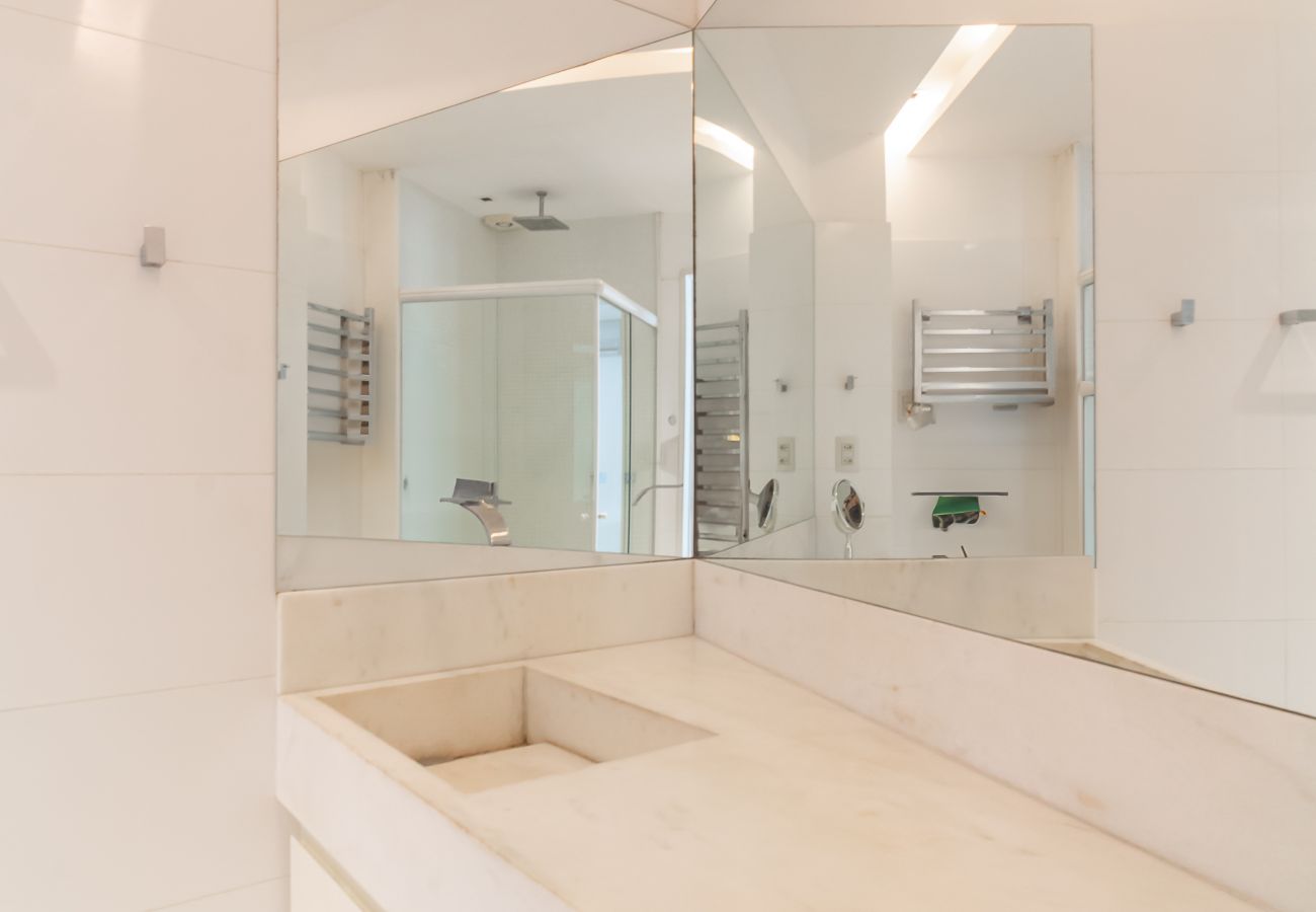 Apartamento en Rio de Janeiro - Diseño moderno entre Ipanema y Copacabana | BC405