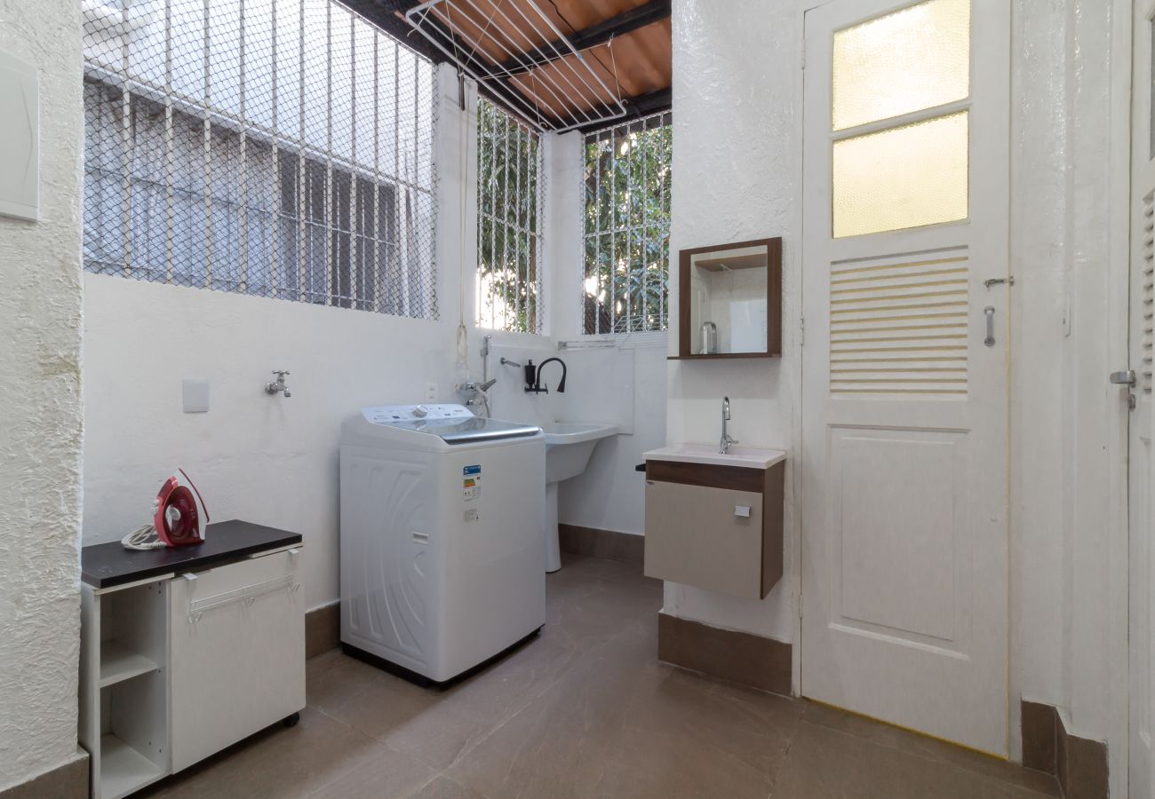 Apartamento en Rio de Janeiro - Sofisticado a pocos pasos de la laguna | SB301