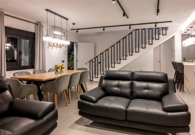 Villa en San Miguel de Abona - LUXURY VILLA LIBELLILE  Villa en San Miguel de Abona - LUXURY VILLA LIBELLILE