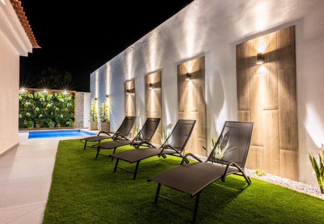 Villa en San Miguel de Abona - LUXURY VILLA LIBELLILE  Villa en San Miguel de Abona - LUXURY VILLA LIBELLILE