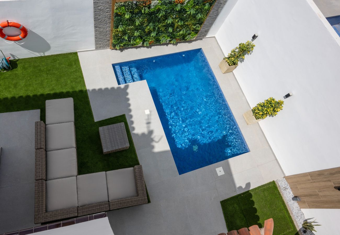 Villa en San Miguel de Abona - LUXURY VILLA LIBELLILE  Villa en San Miguel de Abona - LUXURY VILLA LIBELLILE