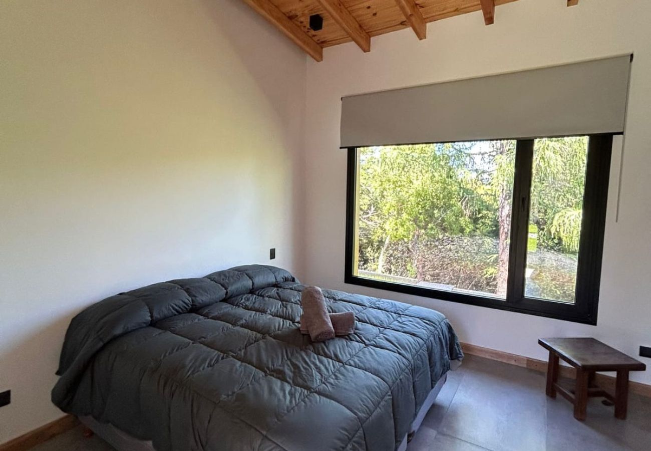 Casa en San Carlos de Bariloche - ARE61 CASA MODERNA EN UNA PLANTA CON 4 CUARTOS EN SUITE
