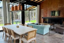 Casa en San Carlos de Bariloche - ARE61 CASA MODERNA EN UNA PLANTA CON 4 CUARTOS EN SUITE