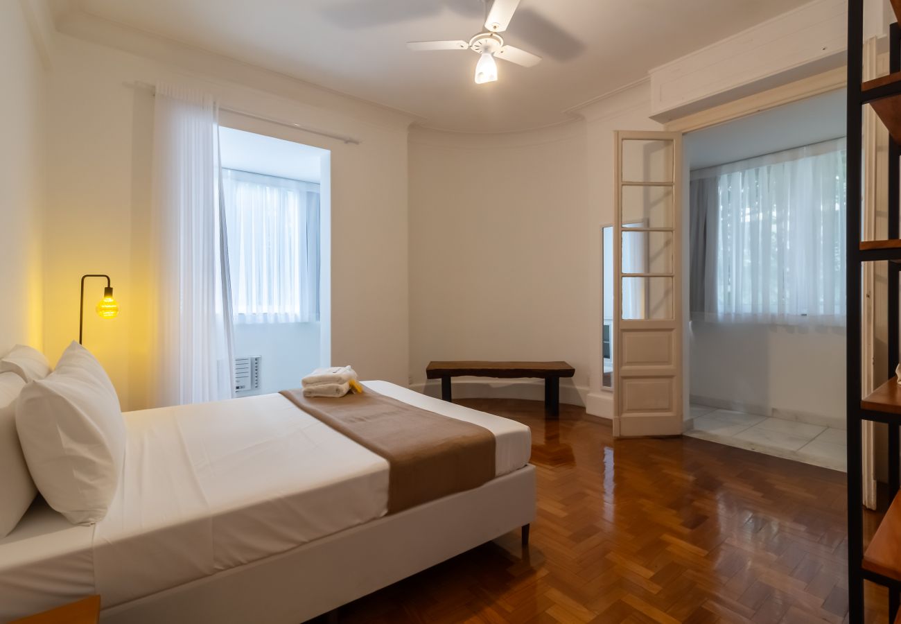 Apartamento en Rio de Janeiro - Espacio y confort en Copacabana | D405
