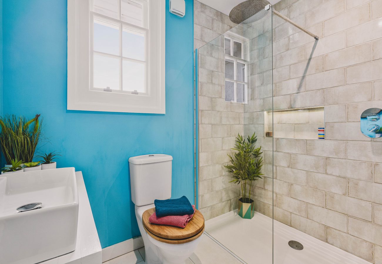 Casa en Dartmouth - Little Redlap – Grand Coastal Estate with Sea Views & Walled Gardens