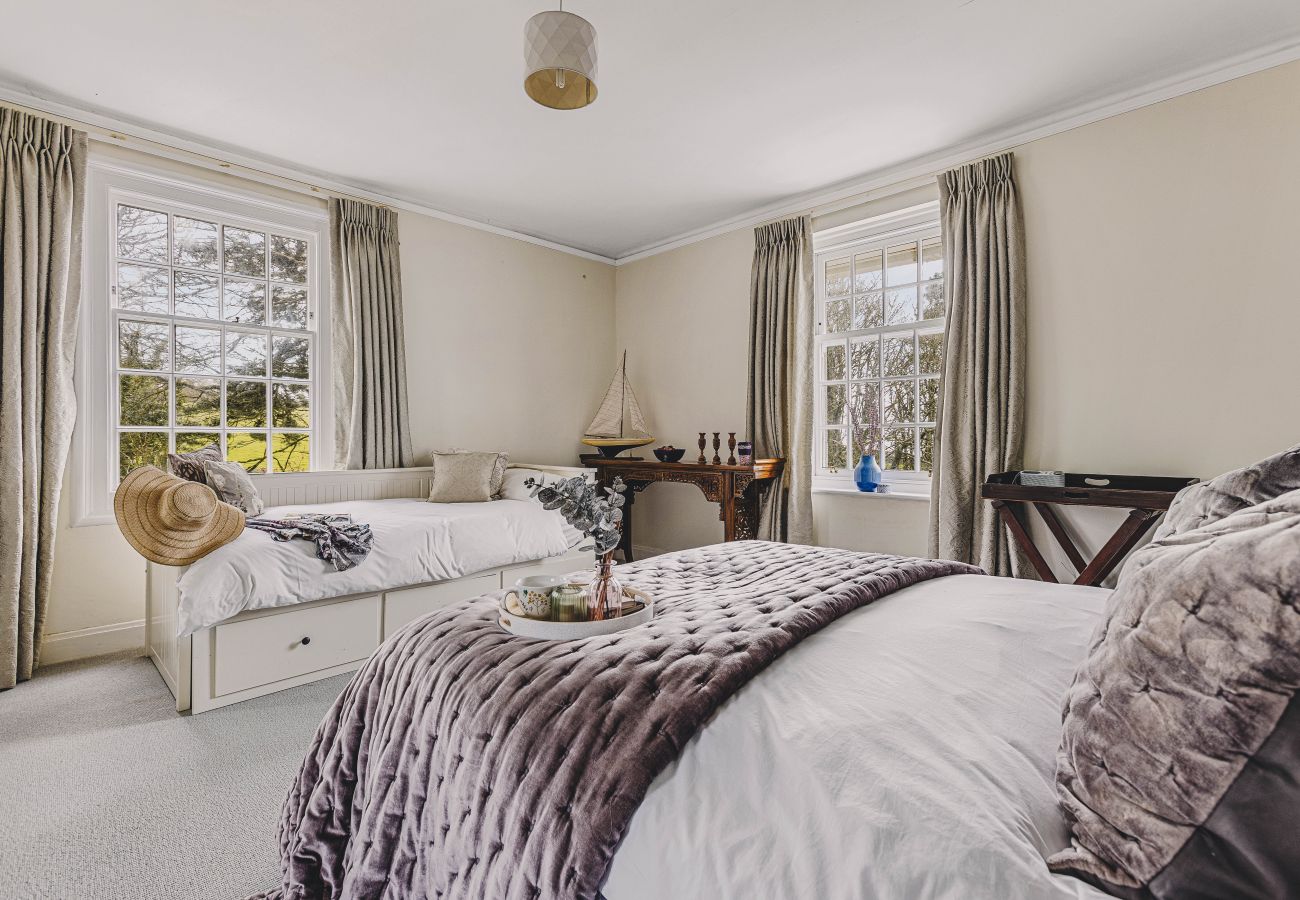 Casa en Dartmouth - Little Redlap – Grand Coastal Estate with Sea Views & Walled Gardens