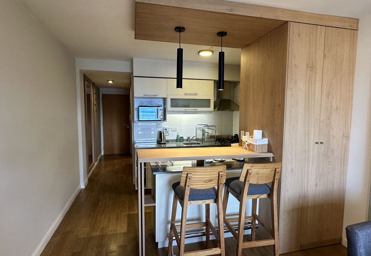 Estudio en San Carlos de Bariloche - Grinly con vista al lago y estacionamiento en Bariloche 