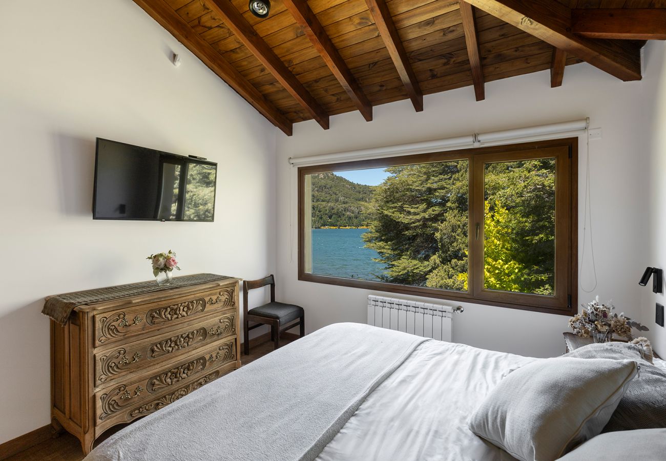 Casa en San Carlos de Bariloche - Casa con costa al lago Gutiérrez en Bariloche