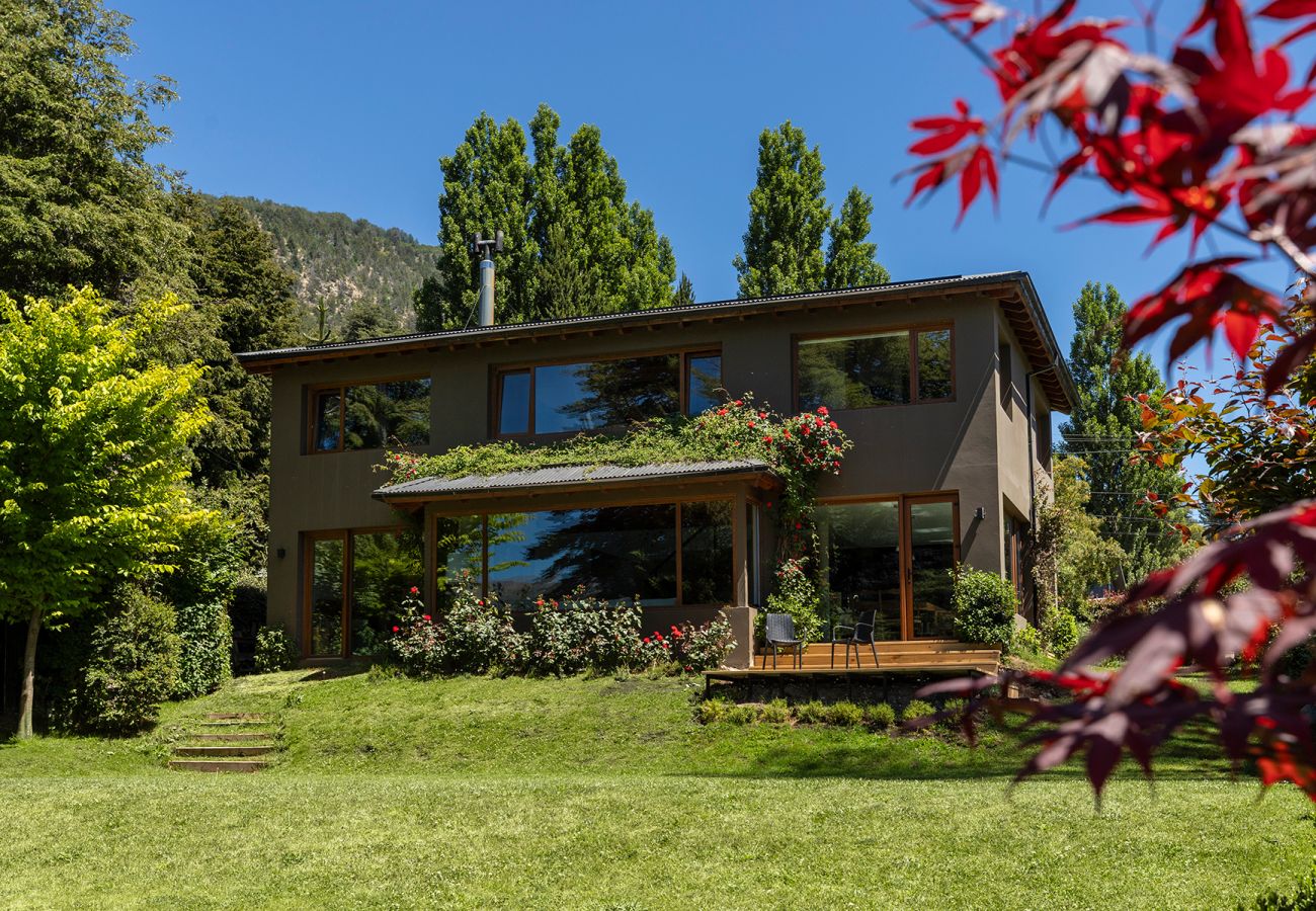 Casa en San Carlos de Bariloche - Casa con costa al lago Gutiérrez en Bariloche