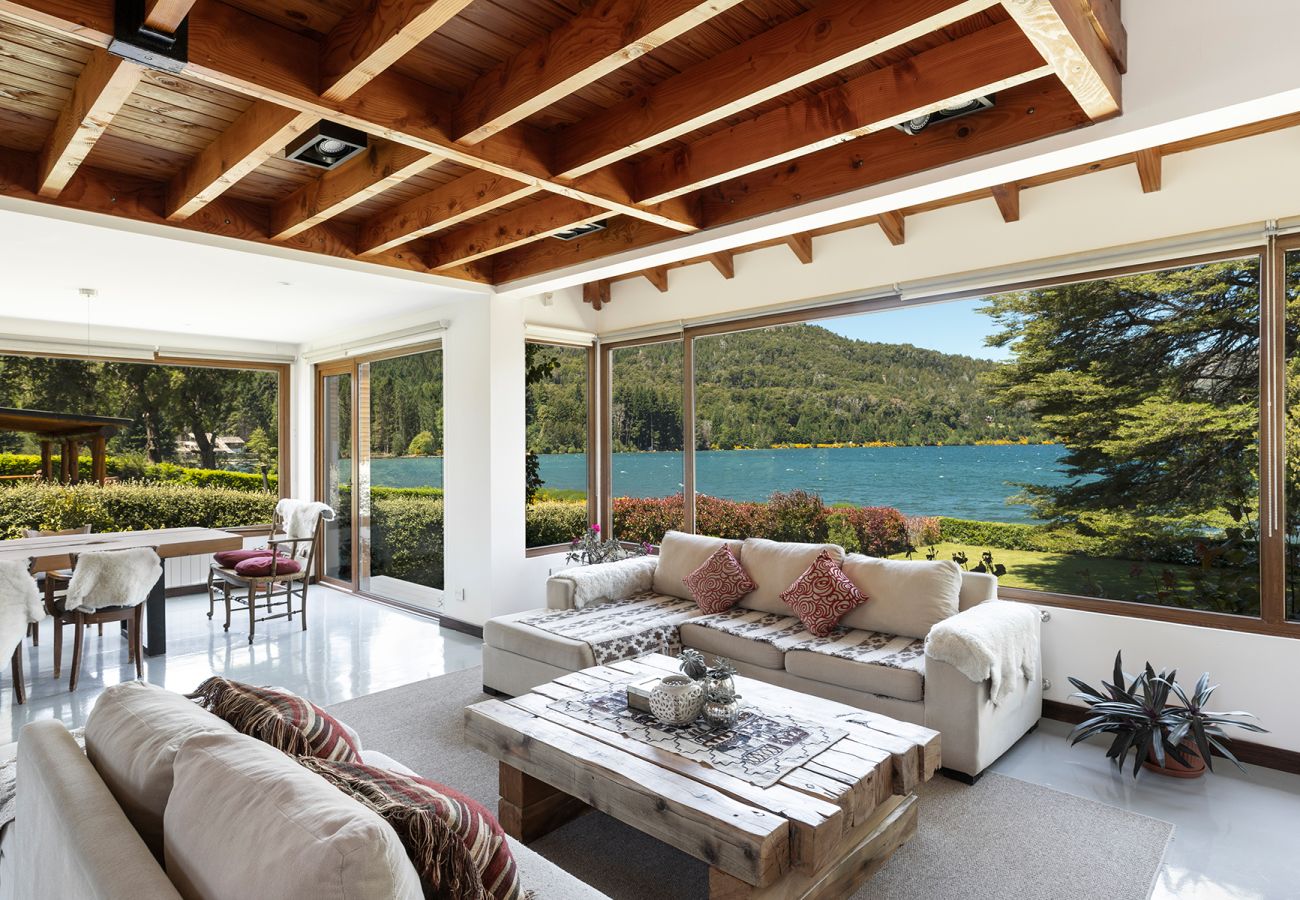 Casa en San Carlos de Bariloche - Casa con costa al lago Gutiérrez en Bariloche
