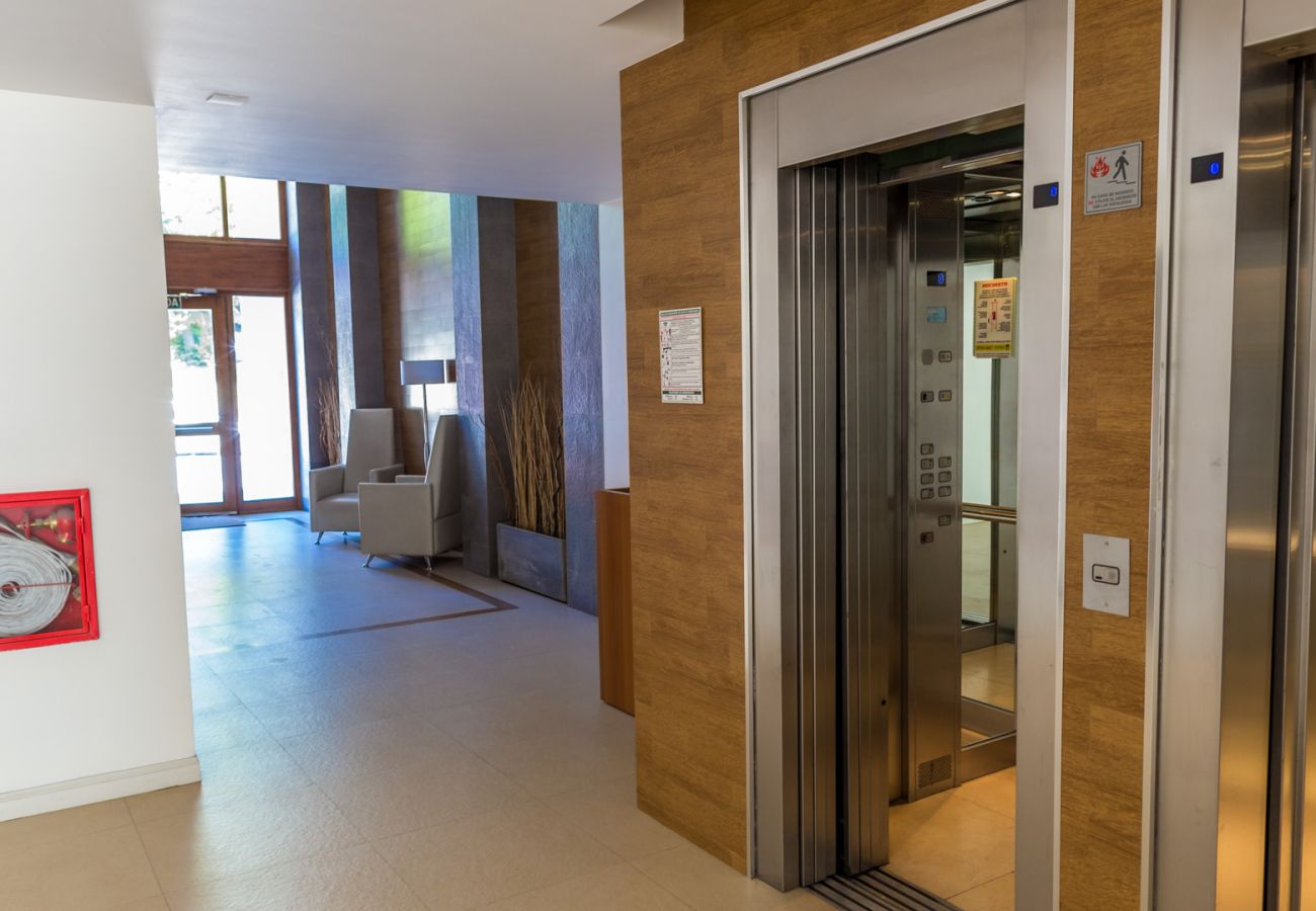 Estudio en San Carlos de Bariloche - Terrazas del lago I F con vista al lago Nahuel Huapi