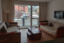 Apartamento en San Carlos de Bariloche - CATE35 Departamento de 1 dormitorio con pileta y jacuzzi en el complejo Latitud Catedral