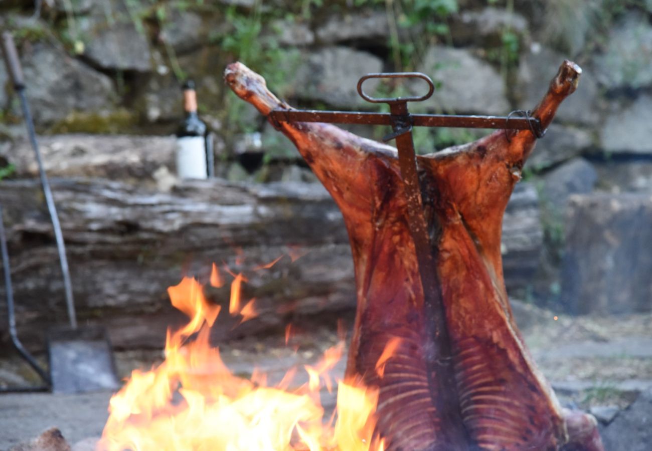 Casa en San Carlos de Bariloche - ARE63 ESPECTACULAR CASA CON VISTA AL LAGO EN ARELAUQUEN