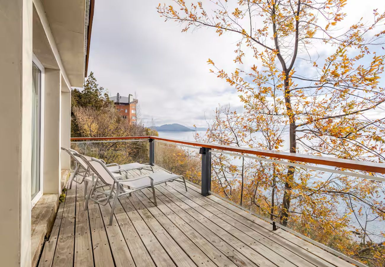 Cabaña en San Carlos de Bariloche - Huapi23- Casa sobre el lago