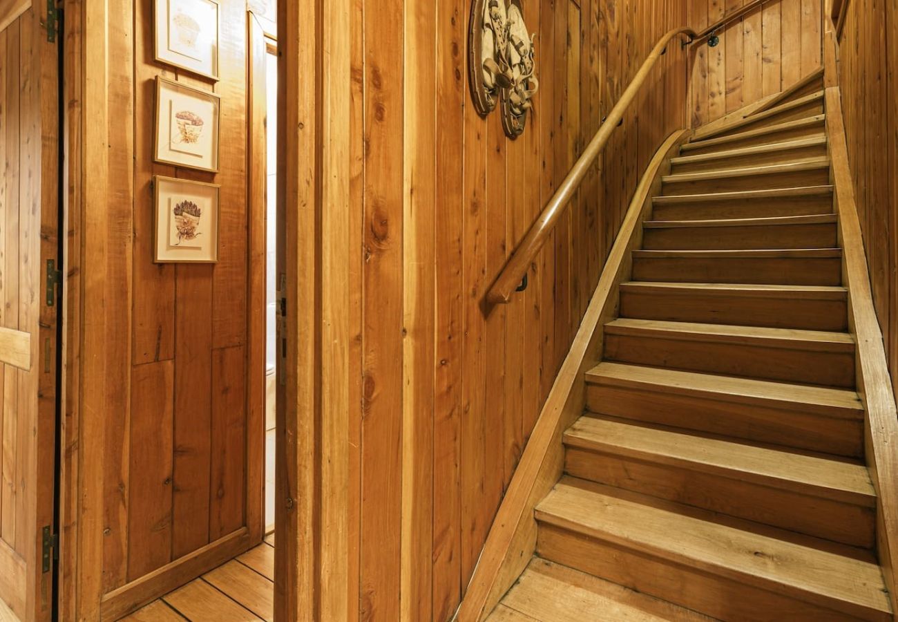 Casa en San Carlos de Bariloche - Hermosa casa en Llao Llao Bariloche para 12 personas