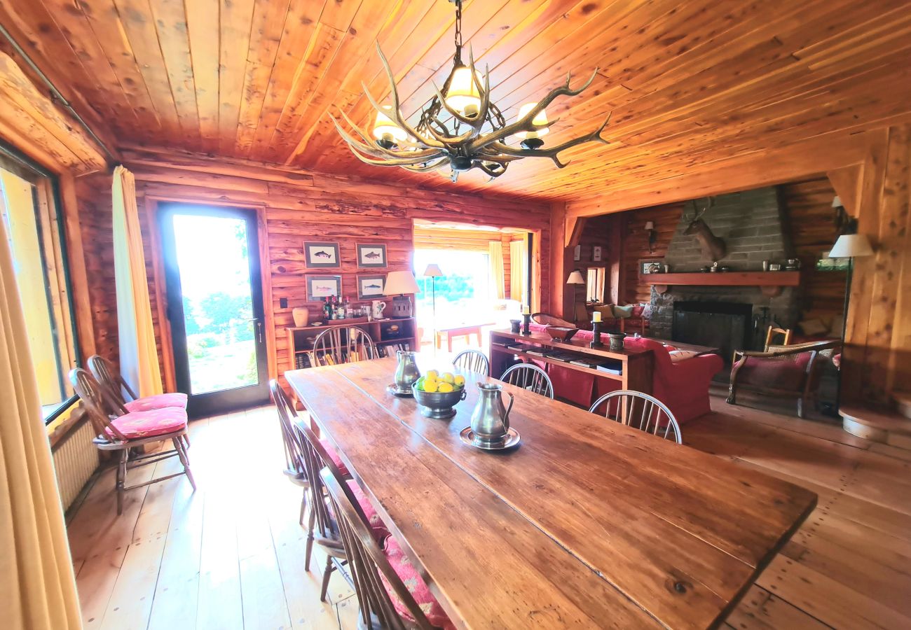 Casa en San Carlos de Bariloche - Hermosa casa en Llao Llao Bariloche para 12 personas