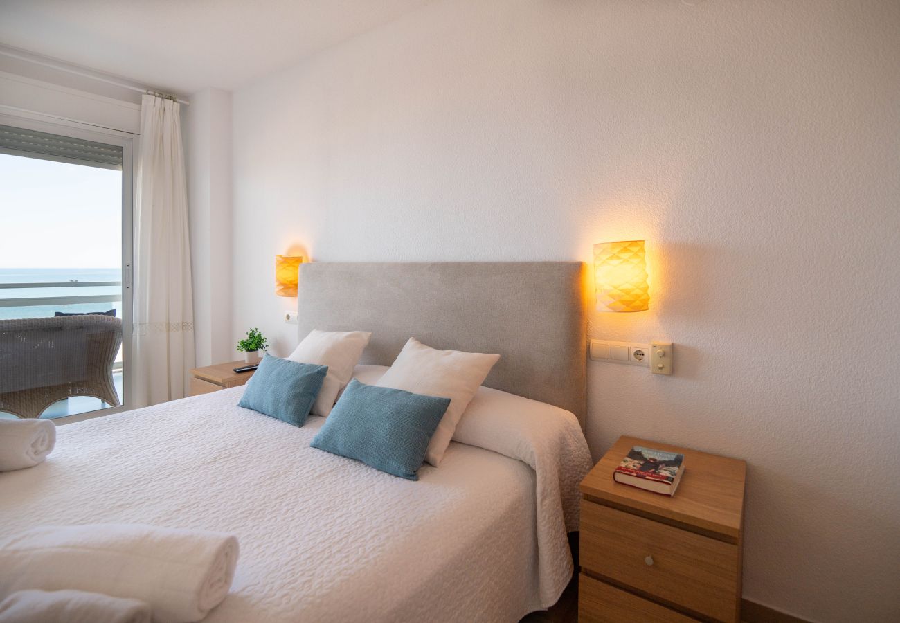 Apartamento en Playa de Gandía - AIGUABLAVA 8-7-15 - alquiler solo familias