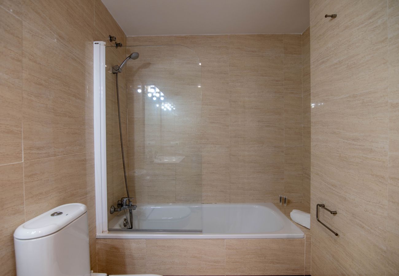 Apartamento en Playa de Gandía - AIGUABLAVA 8-7-15 - alquiler solo familias