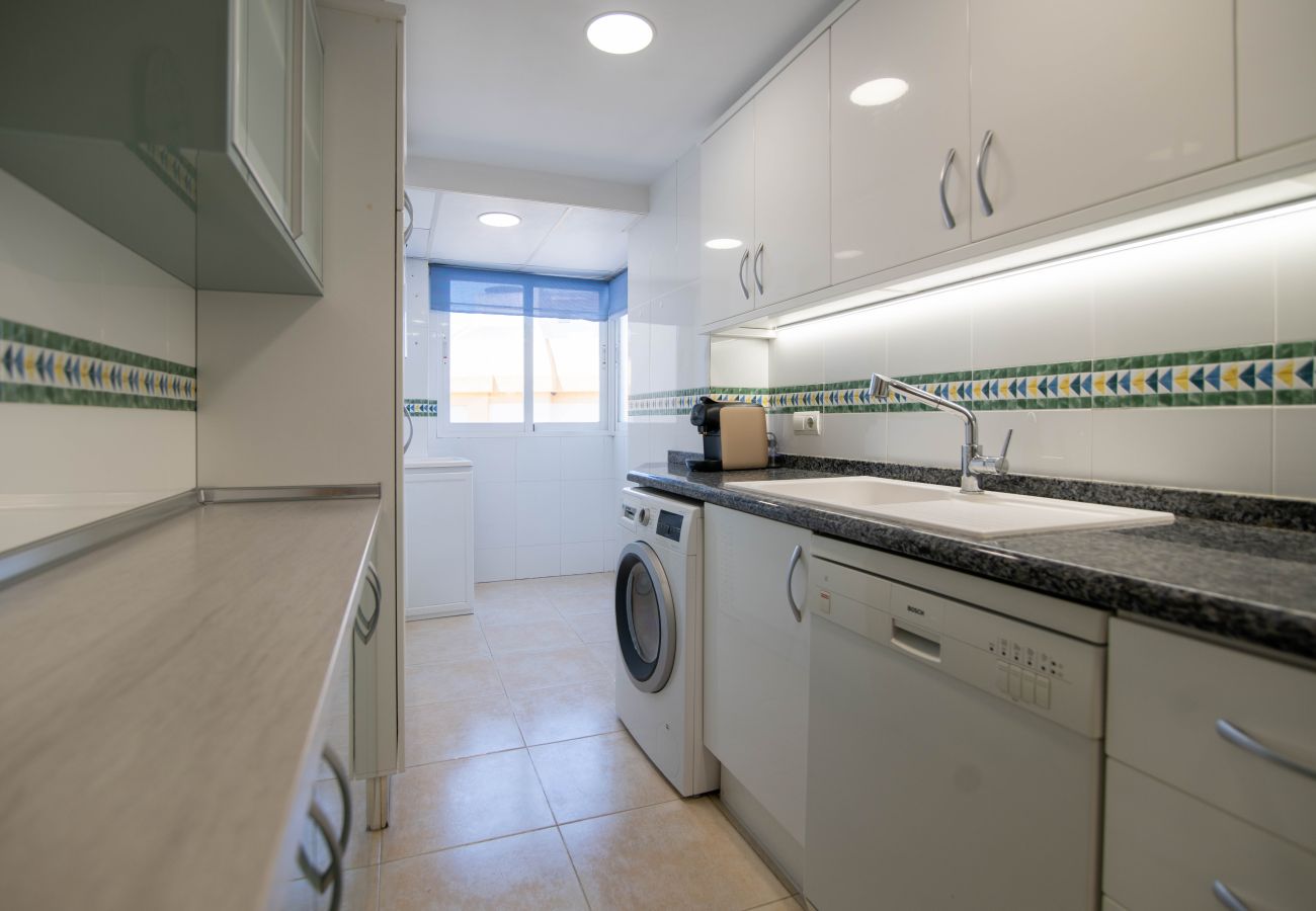 Apartamento en Playa de Gandía - AIGUABLAVA 8-7-15 - alquiler solo familias