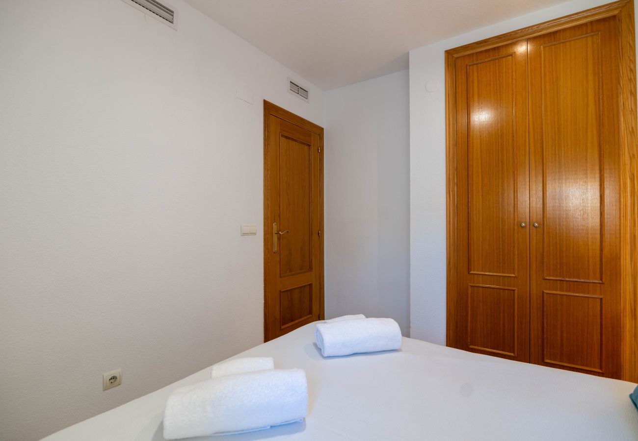 Apartamento en Playa de Gandía - AIGUABLAVA 8-7-15 - alquiler solo familias