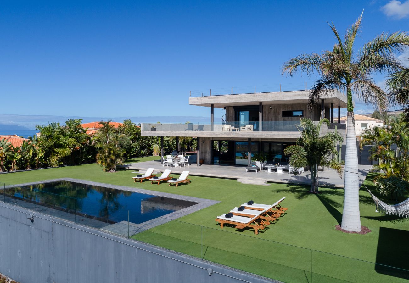 Villa en Adeje - Villa Espejo del Océano Sur