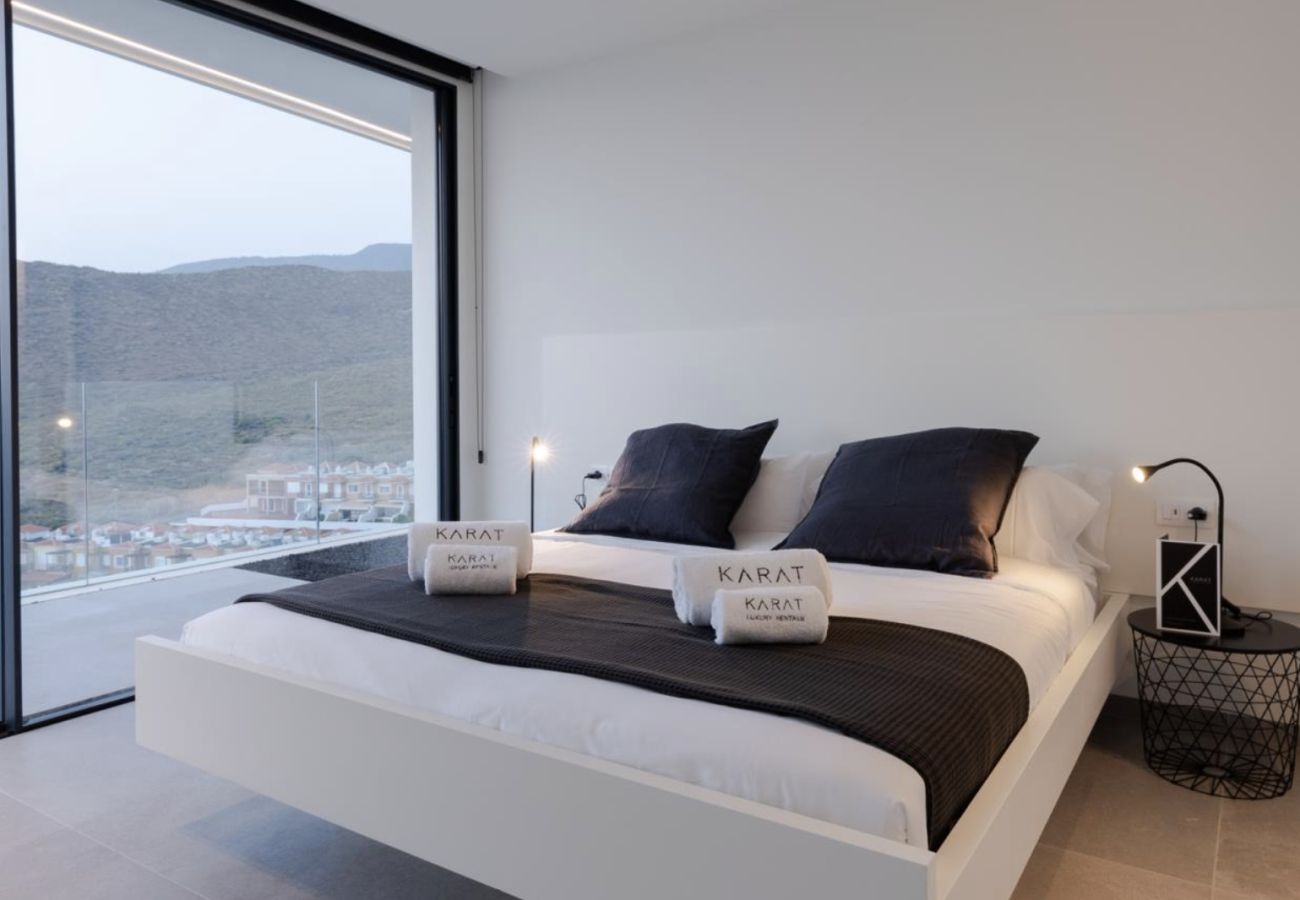 Villa en Adeje - Villa Under the Atlantic Sun