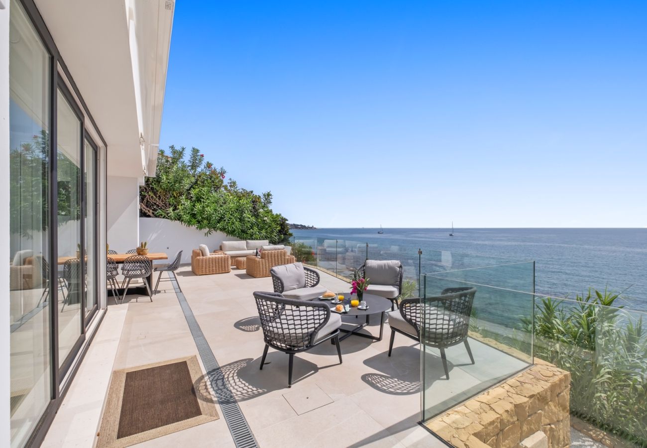 Villa en Torreguadiaro - The Ivory Escape