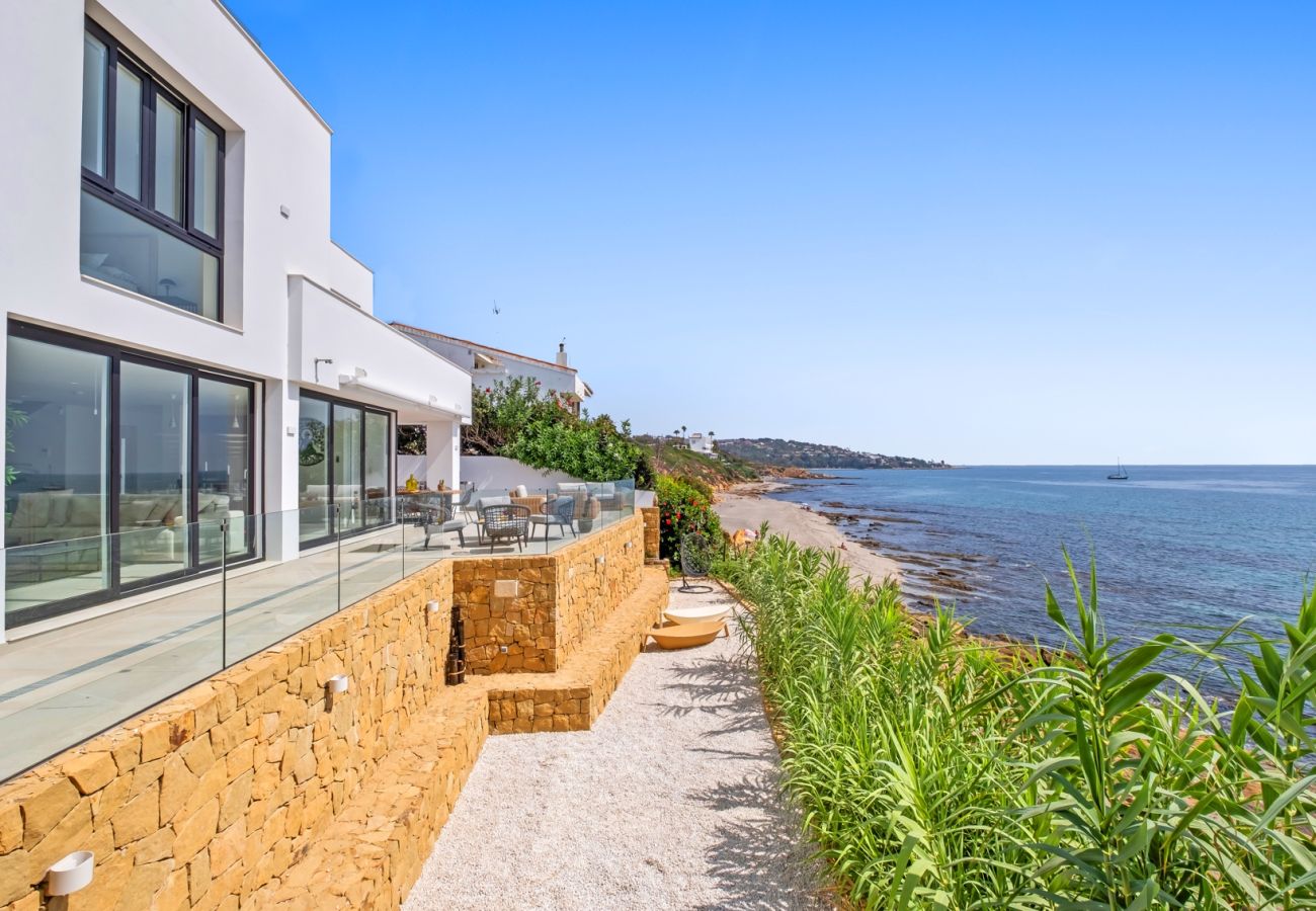 Villa en Torreguadiaro - The Ivory Escape