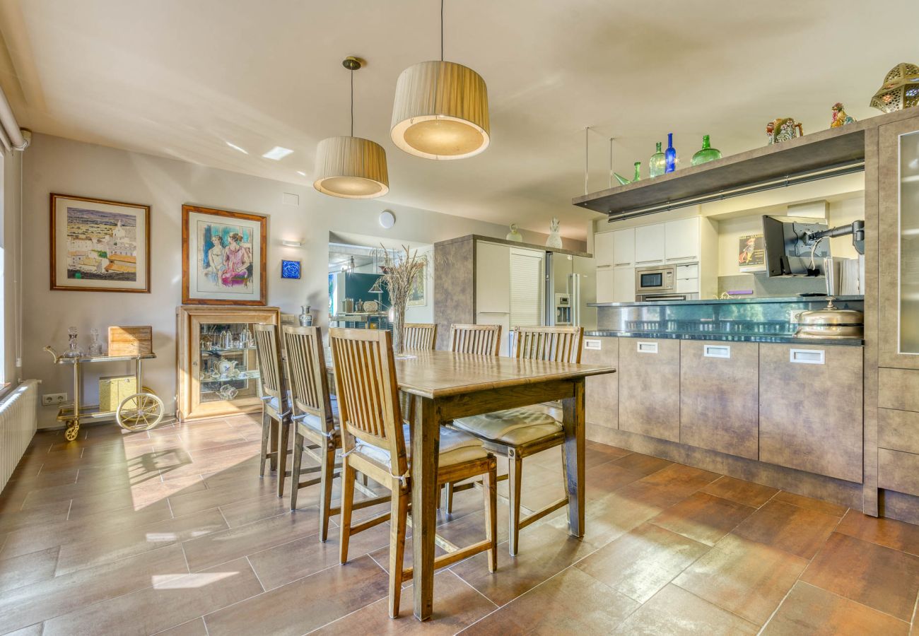 Casa en Boadella i les Escaules - Villa Muga Privé