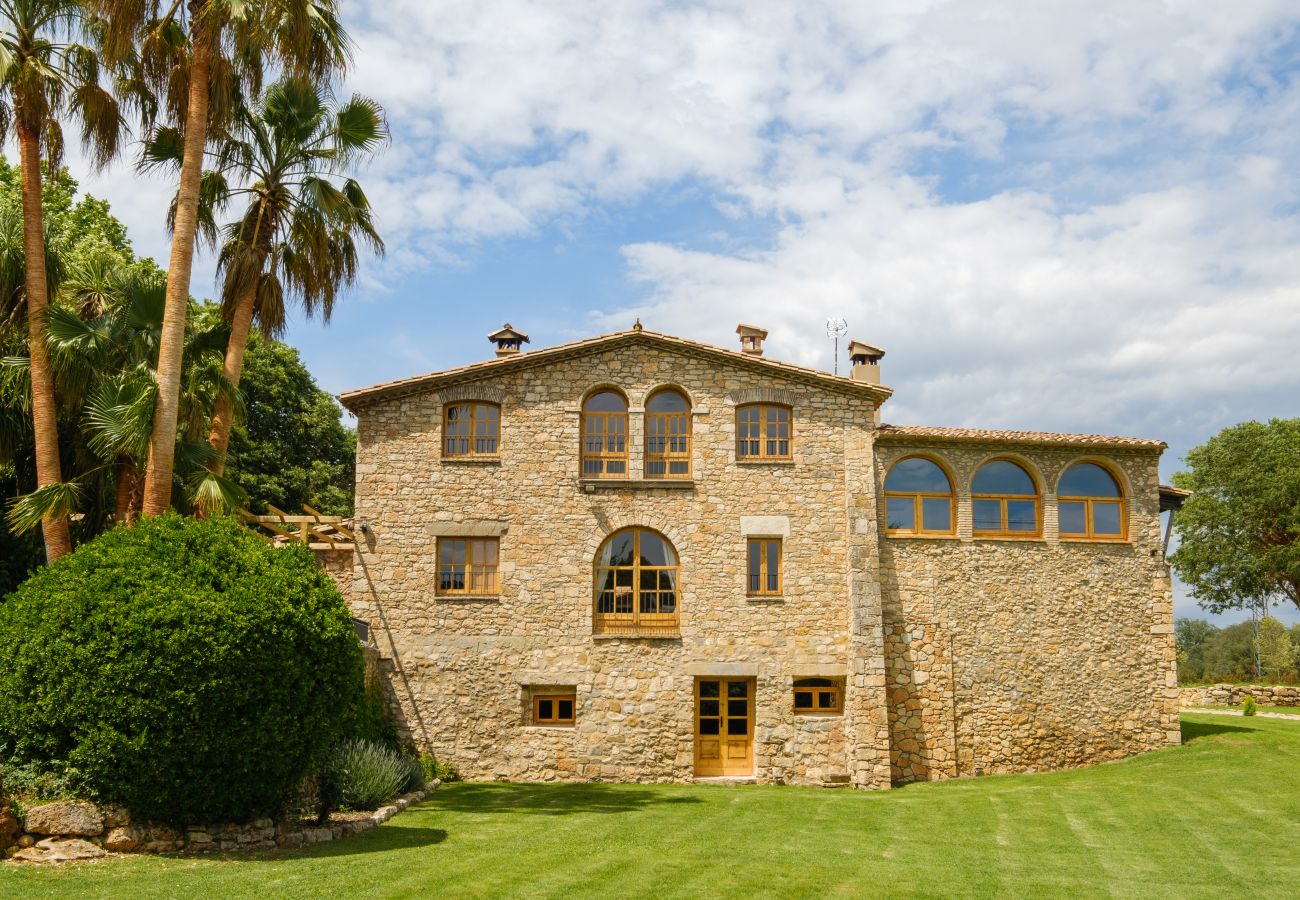 Villa en Besalú - Villa Masía del Silencio