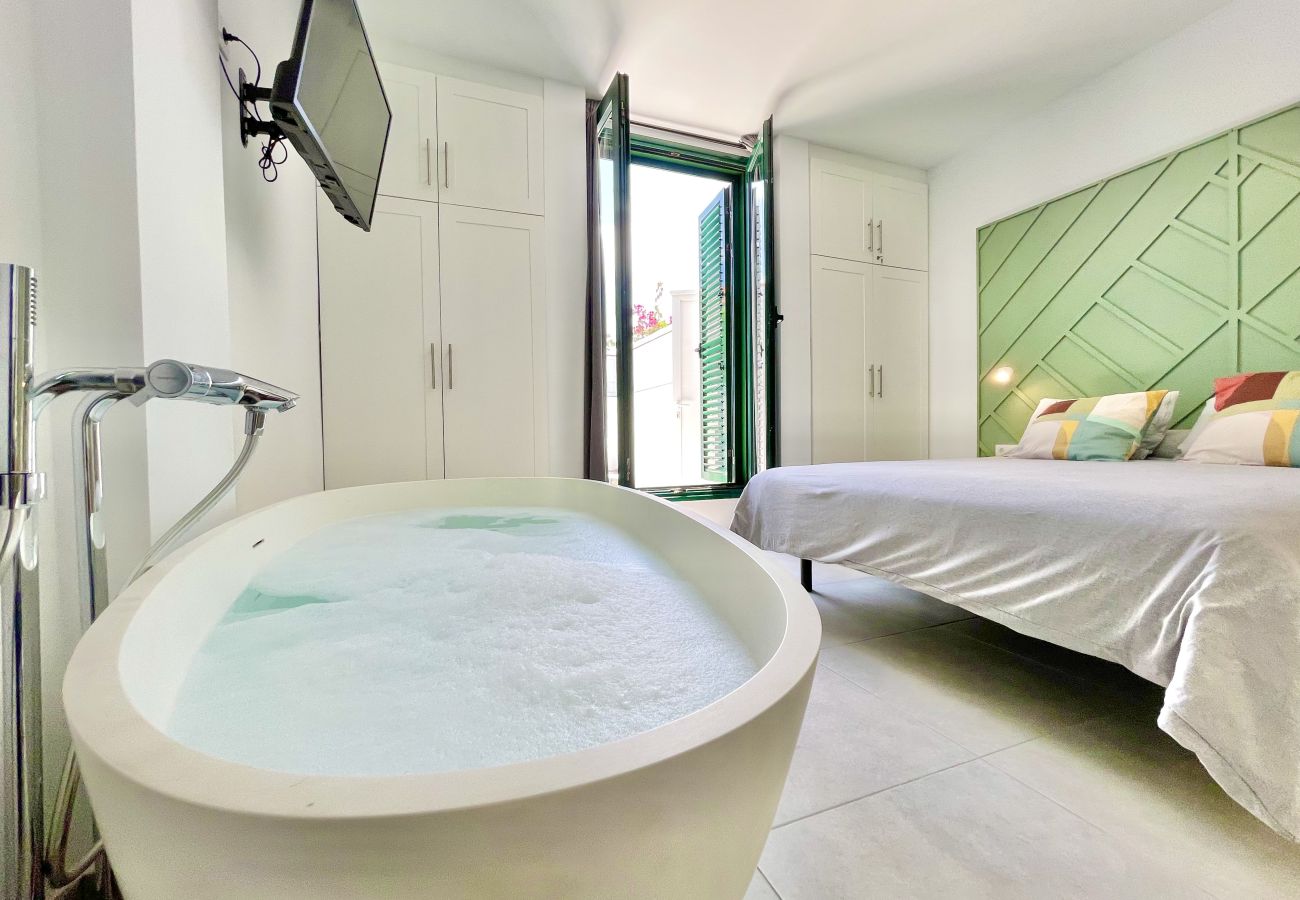 Casa en Guía de Isora - TauchoLux con piscina y barbacoa