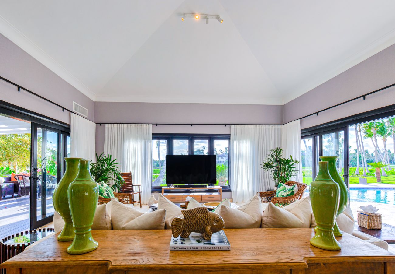 Villa en Punta Cana - Villa Aria – Golf & Lake Heaven