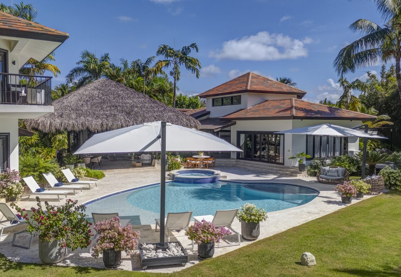 Villa en Punta Cana - Villa Aria – Golf & Lake Heaven