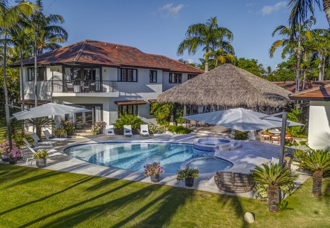 Villa en Punta Cana - Villa Aria – Golf & Lake Heaven