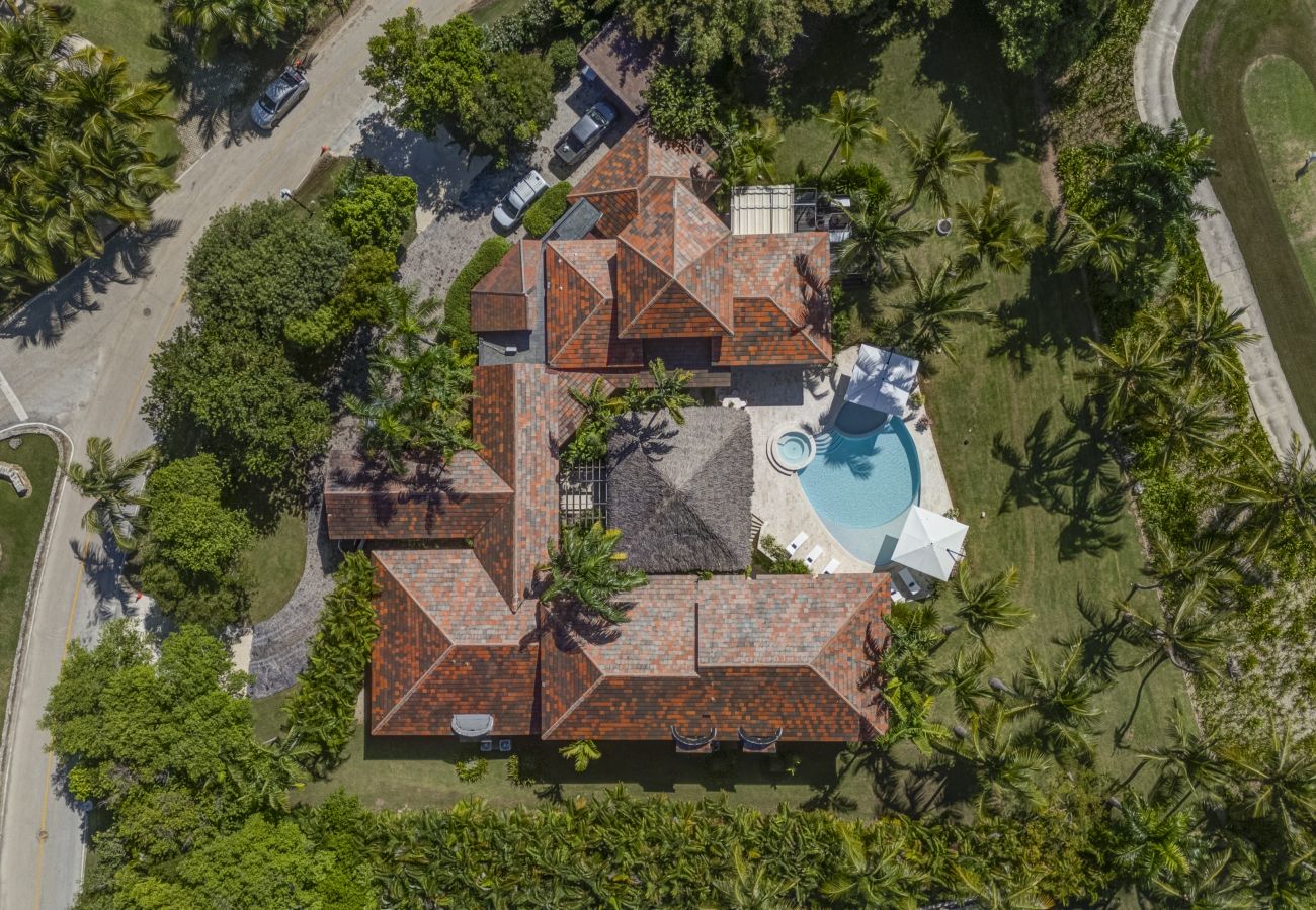 Villa en Punta Cana - Villa Aria – Golf & Lake Heaven