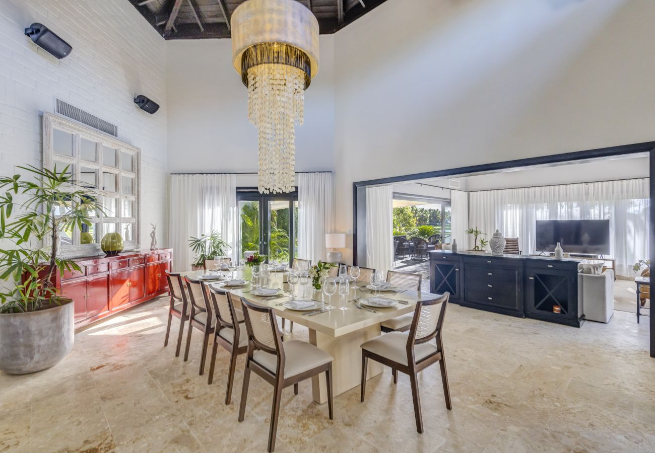Villa en Punta Cana - Villa Aria – Golf & Lake Heaven