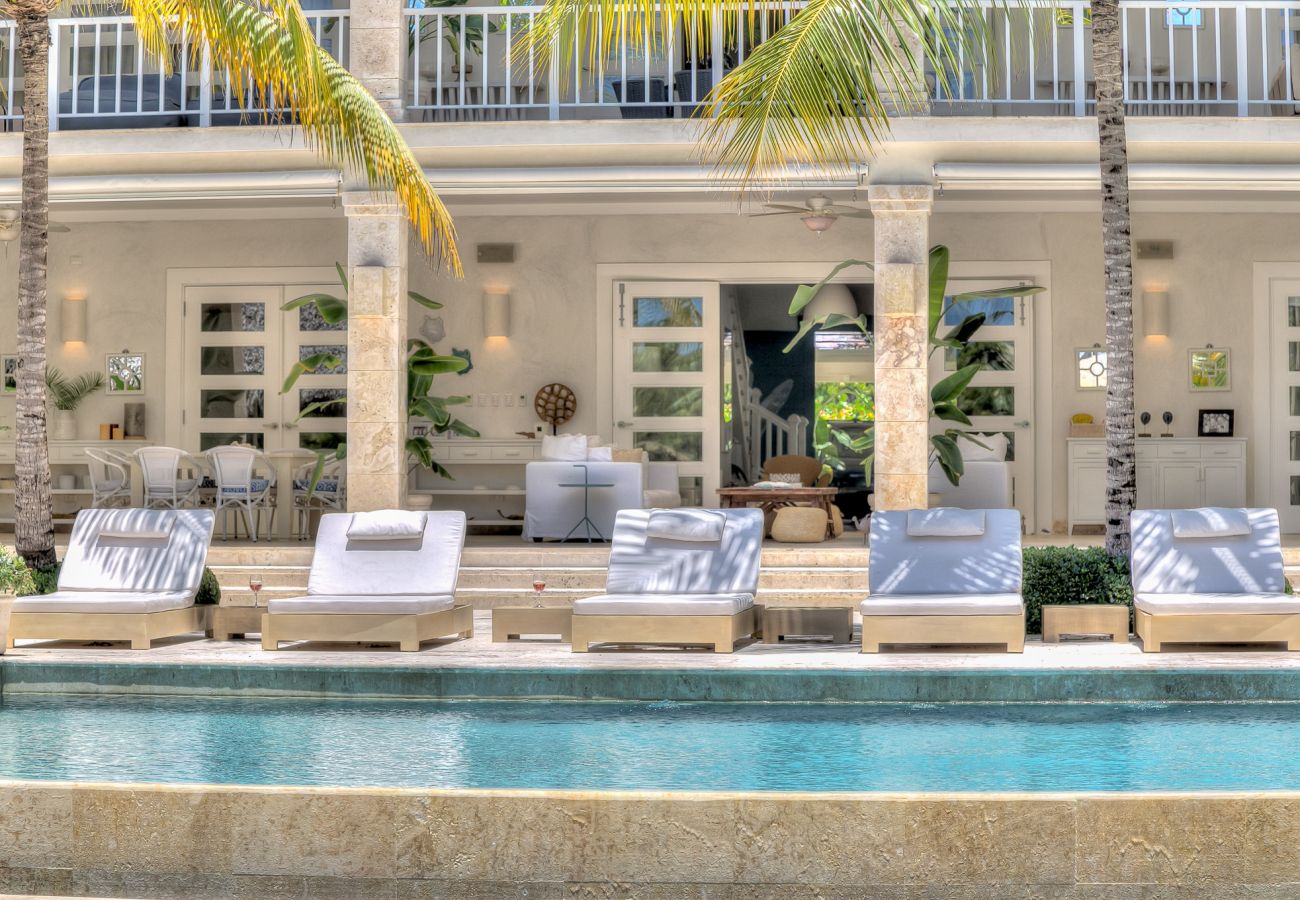 Villa en Punta Cana - Villa Yellow Bear 