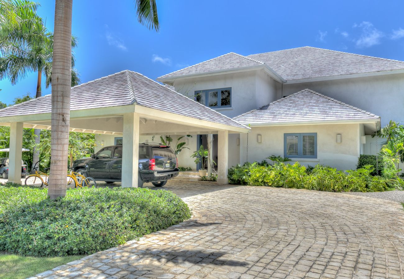 Villa en Punta Cana - Villa Yellow Bear 